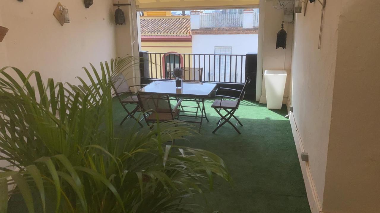 Apartamentos Mercado De Triana Sevilla Eksteriør bilde