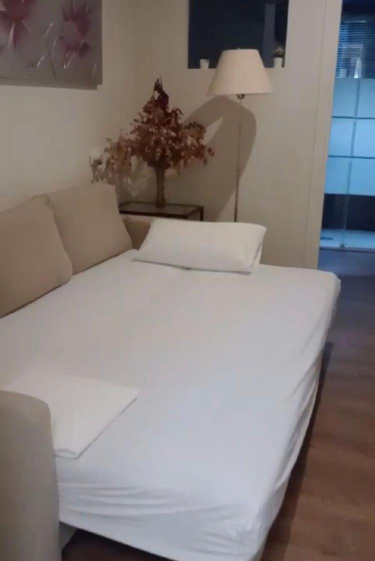 Apartamentos Mercado De Triana Sevilla Eksteriør bilde